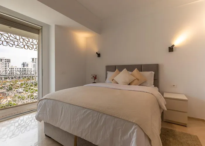 Casa Finance City, Appartement Piscine Et Parking